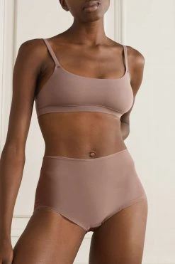 SKIMS Fits Everybody Boy Short – Umber – Höschen ,Neutral 9 SKIMS Fits Everybody Boy Short – Umber – Höschen ,Neutral -Skims Verkaufsgeschäft w920 q60 217