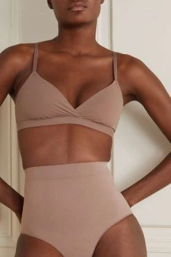 SKIMS Fits Everybody Crossover Bralette – Umber – Soft-BH ,Braun 9 SKIMS Fits Everybody Crossover Bralette – Umber – Soft-BH ,Braun -Skims Verkaufsgeschäft w920 q60 423