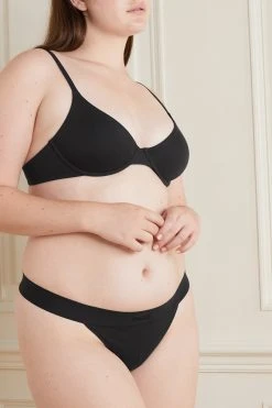 SKIMS Cotton Rib Thong – Soot – String Aus Geripptem Jersey Aus Einer Baumwollmischung ,Schwarz 11 SKIMS Cotton Rib Thong – Soot – String Aus Geripptem Jersey Aus Einer Baumwollmischung ,Schwarz -Skims Verkaufsgeschäft w920 q60 630