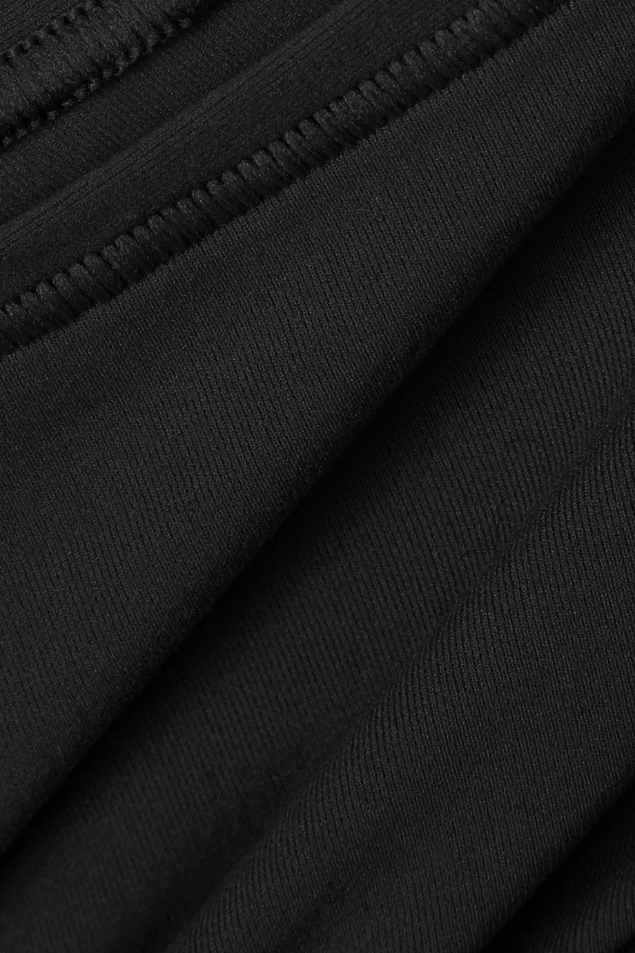 SKIMS Fits Everybody Thong – Onyx – String ,Schwarz 4 SKIMS Fits Everybody Thong – Onyx – String ,Schwarz – Bild 4