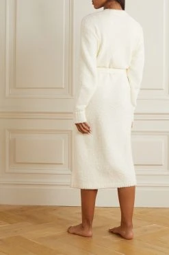 SKIMS Cozy Knit Robe – Bone – Morgenmantel Aus Bouclé ,Weiß -Skims Verkaufsgeschäft w920 q60 833